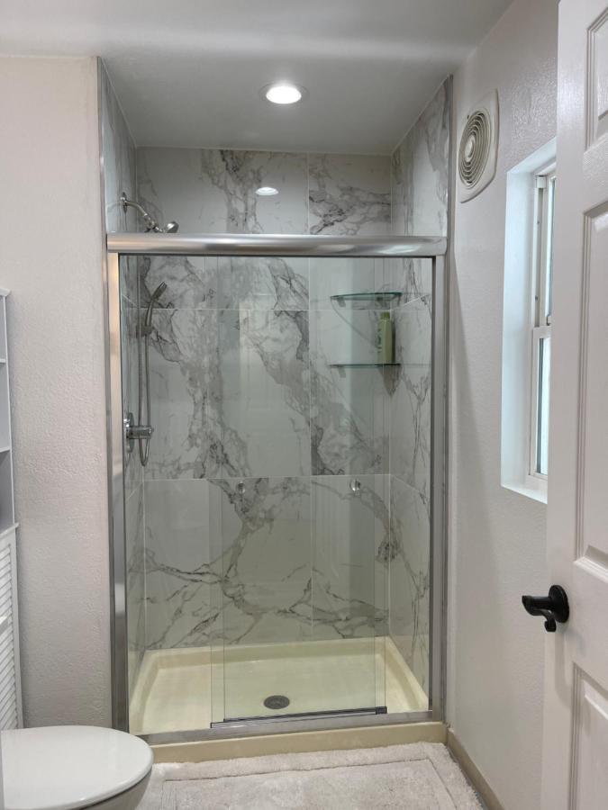2 Bedroom Apartment Auburndale Extérieur photo